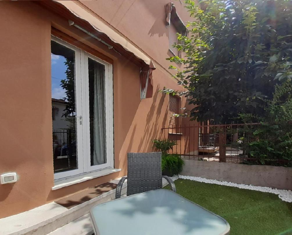 Appa49 Vicino Ospedale Borgo Roma, Fiera E Univr Lägenhet Verona Exteriör bild